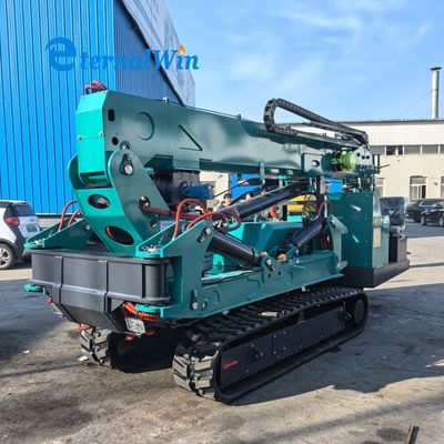 جرثقیل عنکبوتی خزنده با صادرات به 150 کشور، حداکثر ارتفاع بالابری 9.7 متر و توانایی شیب 20 درجه